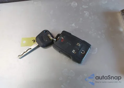 2015 Chevrolet Silverado 1500 1Lt из США, поврежденный, VIN 1GCVKREC5FZ206894